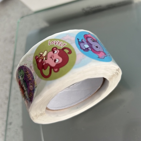 500 pcs Animal Stickers 1 inch (1 roll) - Picture 16 of 16